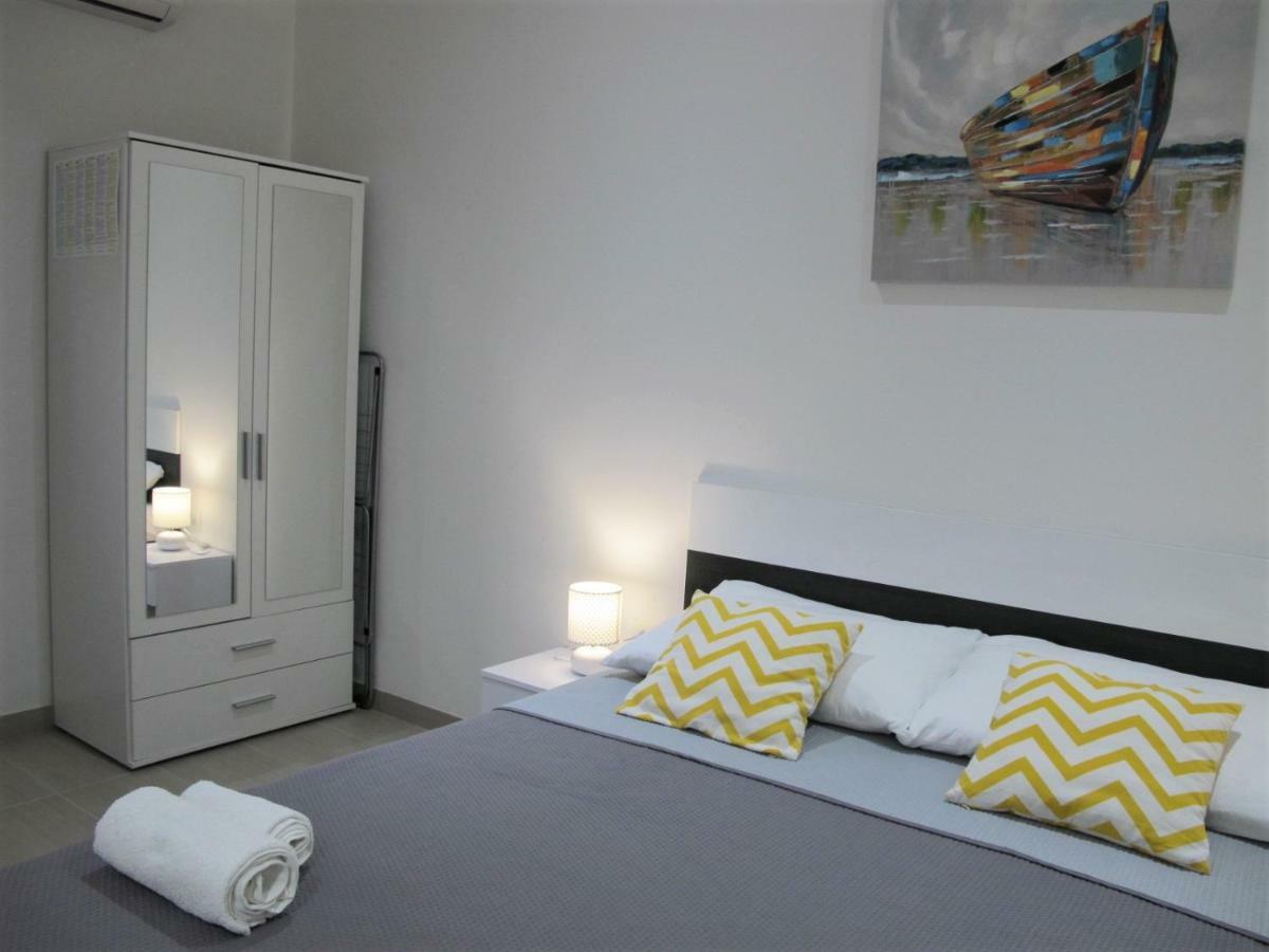 Seaeye Trogir Lägenhet Exteriör bild